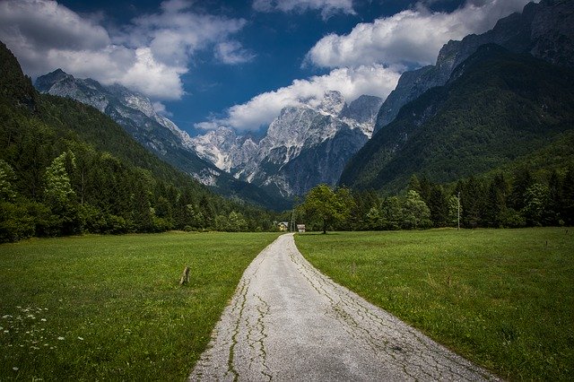 alps-4354164_640