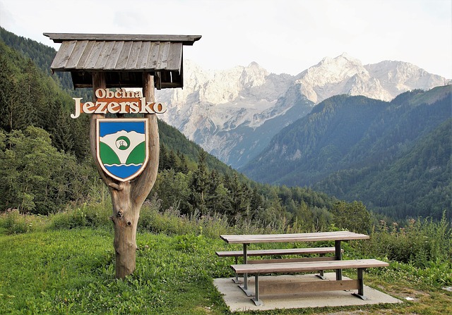 jezersko-g89d1a6536_640