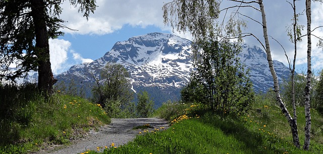 mountains-g714203374_640